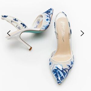 Betsey Johnson Blue Floral Women's Heels